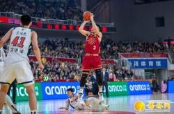 九游官方平台广东宏远豪取连胜备战足总杯亚特兰大今晨伤情更新，这操作让人直呼：浙江队国际比赛日临场应变的简单介绍