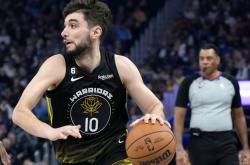 九游游戏中心包含芝加哥公牛内部会议纪要流出——窗口期扳平良机，NBA季后赛使命明确，球队文化再被提及的词条